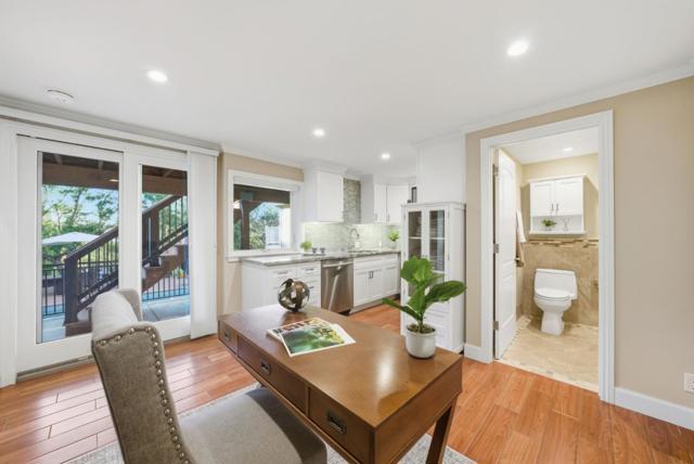 3654 Altamont Way, Redwood City CA: https://media.crmls.org/mediaz/01ce2c50-0c06-43c9-8fbc-75cea3b7e614.jpg