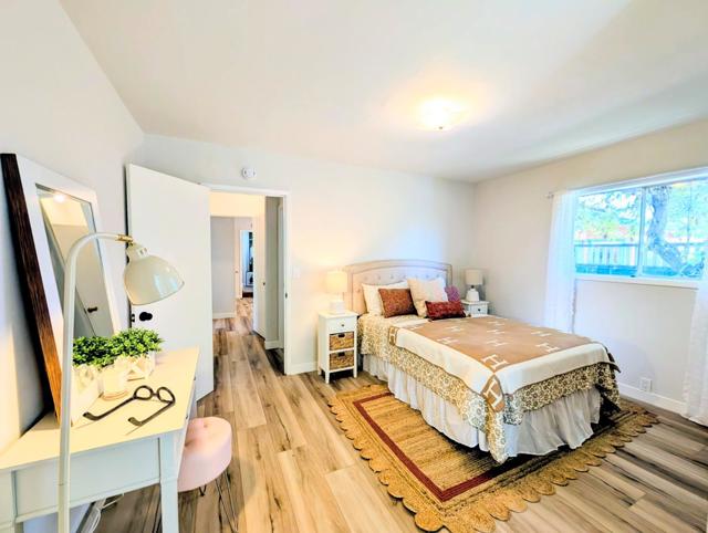 319 McCormick Avenue, Capitola CA: https://media.crmls.org/mediaz/01cef156-d2d2-43f9-b78f-034cd5a9e00e.jpg