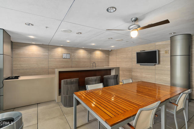 Detail Gallery Image 34 of 37 For 1155 S Grand Ave #914,  Los Angeles,  CA 90015 - 1 Beds | 1 Baths