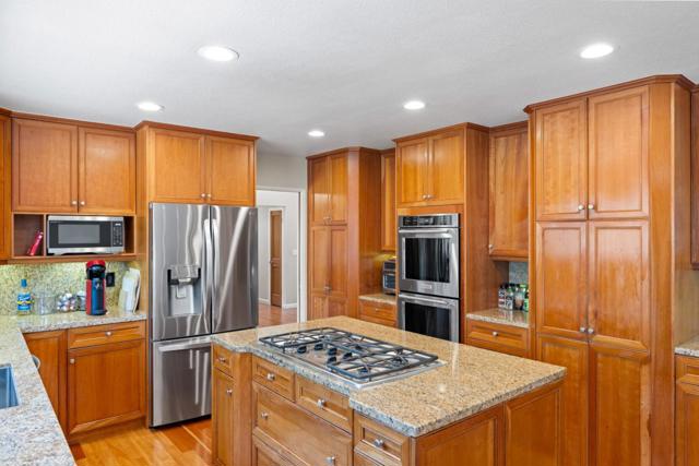7 Antelope Lane, Monterey CA: https://media.crmls.org/mediaz/01d0132d-dbf2-4f3c-b782-b621f6b7e364.jpg