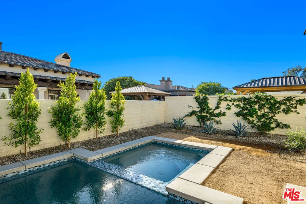 MLS #25613907 image #33