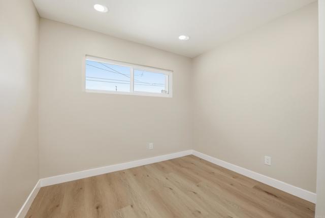 Image 32 of 37 For 2081 Wedgemere Road