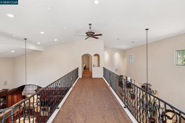 3711 Northgate Woods Court, Walnut Creek CA: https://media.crmls.org/mediaz/01d33e74-d317-40ff-a0f7-f62e4aa6bcc4.jpg