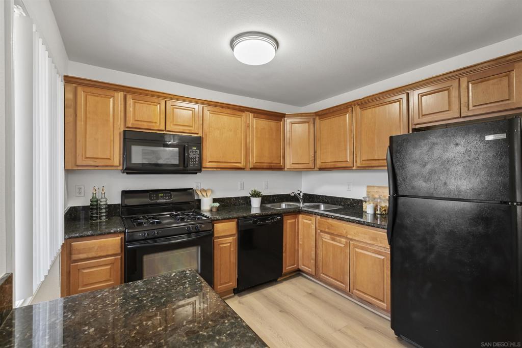 4654 33rd St - photo 4