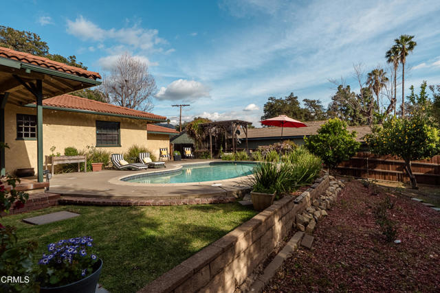 Detail Gallery Image 23 of 29 For 3818 Altura Ave, La Crescenta,  CA 91214 - 3 Beds | 2 Baths