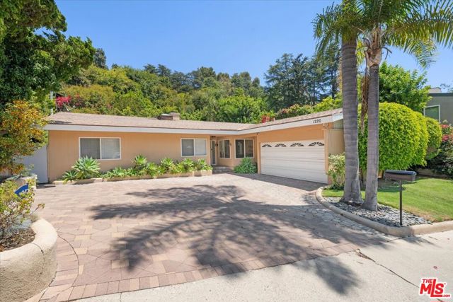 1220 N Norman Place, Los Angeles CA: https://media.crmls.org/mediaz/01d635c1-7bd3-496d-88e9-5ec29368d025.jpg