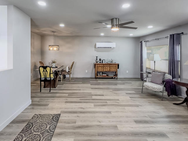 88 Dunes Circle, Cathedral City CA: https://media.crmls.org/mediaz/01d68624-64ca-45d6-8b09-067fda9da88f.jpg