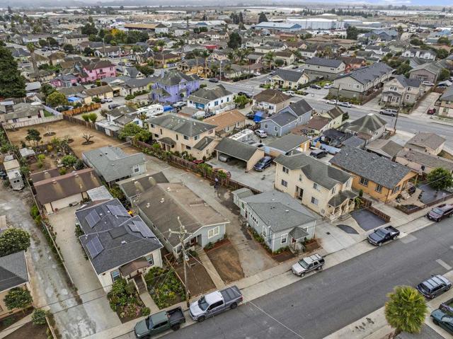 119 Ford Street, Watsonville CA: https://media.crmls.org/mediaz/01d6ce9d-2eca-49c3-96e2-c249060eabda.jpg