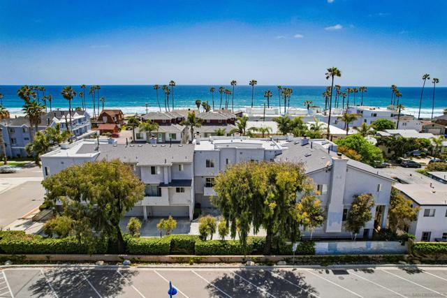 514 Myers St, Oceanside CA: https://media.crmls.org/mediaz/01d70ccb-c03b-4af8-9f26-9fdfab33b8e0.jpg