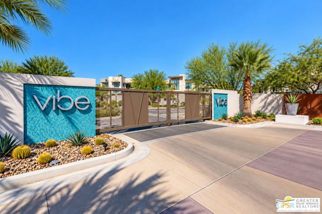 141 Blue Moon Drive, Palm Springs, CA 92262
