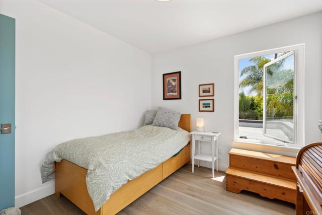 Detail Gallery Image 46 of 68 For 2066 Steiger Ln, Oceanside,  CA 92056 - 5 Beds | 3 Baths