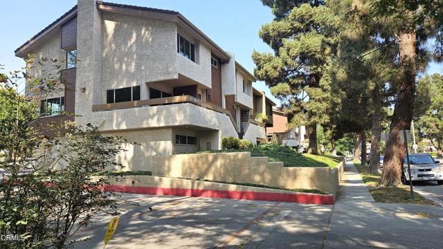 5675 Thille Street, Ventura CA: https://media.crmls.org/mediaz/01db6ca0-29f1-411b-ad14-90287f08be70.jpg
