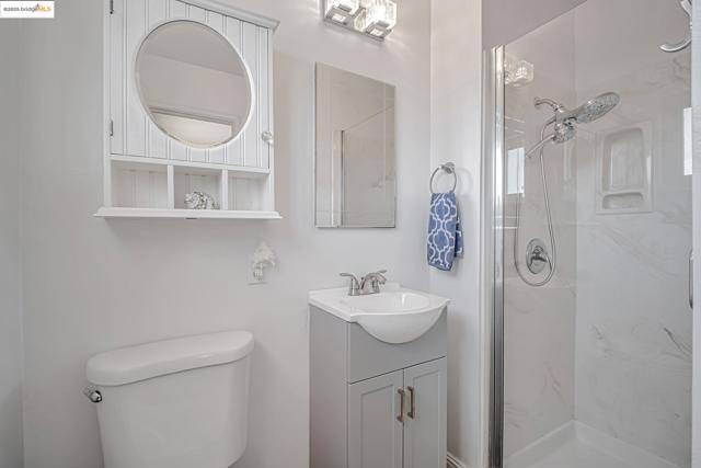 581 Fairway Street, Hayward CA: https://media.crmls.org/mediaz/01dba266-c911-4970-b7d3-c37ebb42ad96.jpg