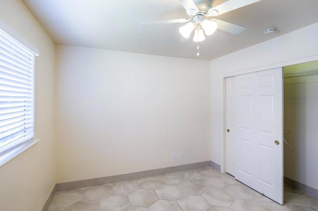 1542 E Alluvial Avenue, Fresno CA: https://media.crmls.org/mediaz/01dbd784-066c-4713-9ee2-68897ececa64.jpg
