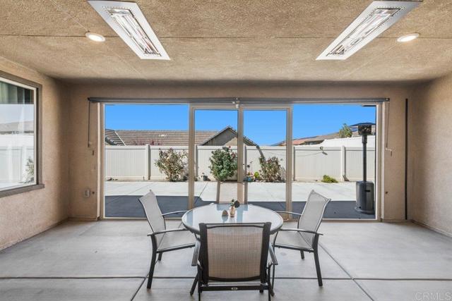 Detail Gallery Image 32 of 53 For 1749 Bowles Ct, Beaumont,  CA 92223 - 4 Beds | 3/1 Baths