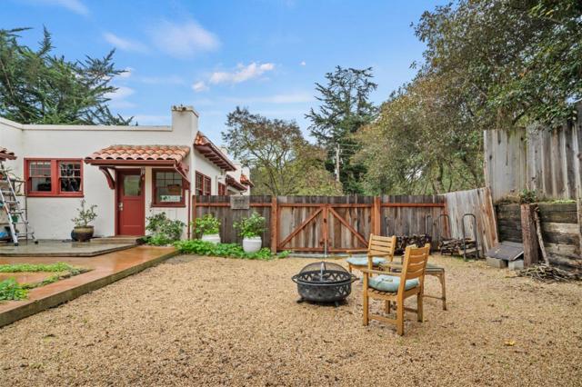 73 Echo Valley Road, Salinas CA: https://media.crmls.org/mediaz/01de4029-5fdf-4be2-ba85-42a7f9eef445.jpg