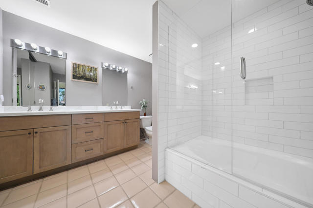 54624 Shoal Creek, La Quinta CA: https://media.crmls.org/mediaz/01de6941-1de6-4cb6-9205-cd73a4f00b53.jpg