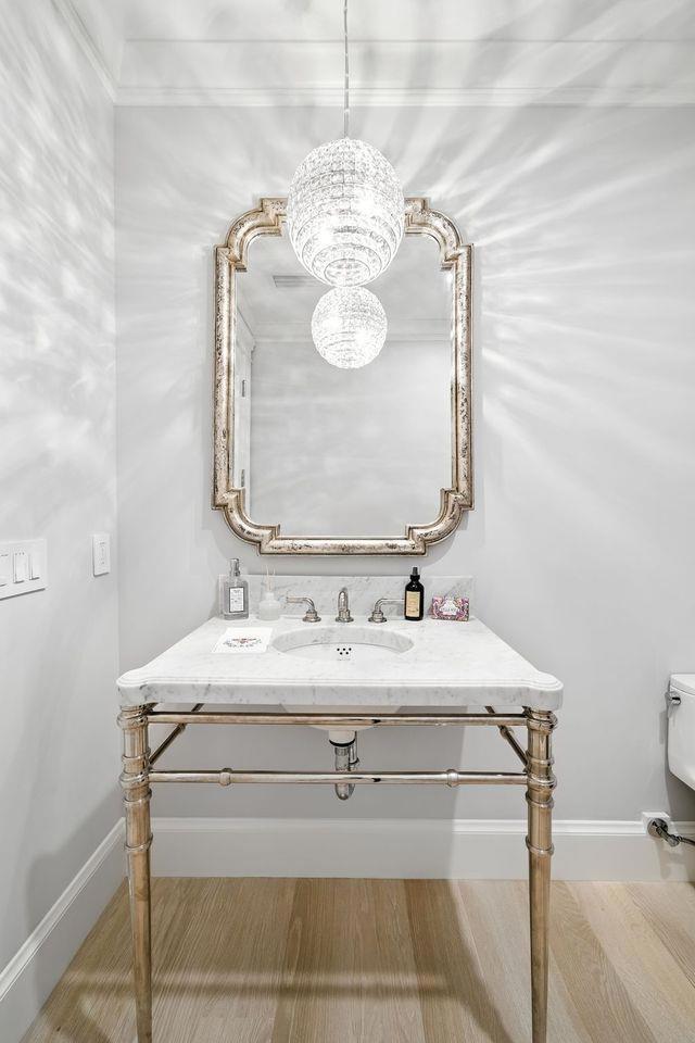 830 Bromfield Road, San Mateo CA: https://media.crmls.org/mediaz/01de803f-6401-4d13-beb8-2d92018e62c4.jpg