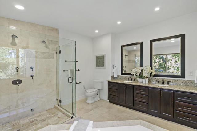 303 Lakeview Way, Redwood City CA: https://media.crmls.org/mediaz/01df10c8-9465-438d-b572-e29f8d0c6134.jpg