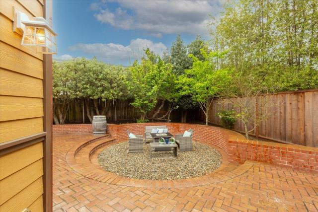2013 Avignon Place, Half Moon Bay CA: https://media.crmls.org/mediaz/01dfa513-4deb-449b-9617-c9c496fc3ddd.jpg