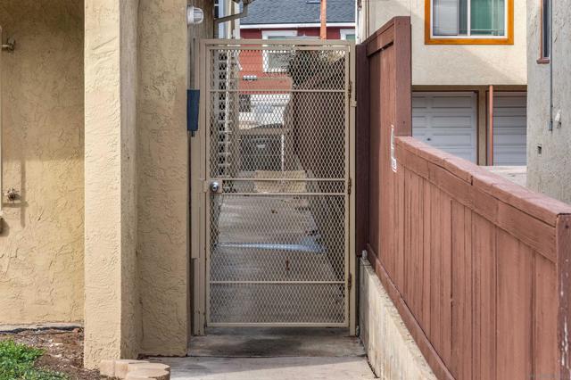 4412 Arizona, San Diego CA: https://media.crmls.org/mediaz/01e0bb12-6492-43e2-b73c-b1d1e1bb0132.jpg