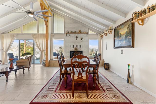 732 Hamilton Lane, Fallbrook CA: https://media.crmls.org/mediaz/01e0e80d-a610-4bc4-adc3-90cf89ed9d18.jpg