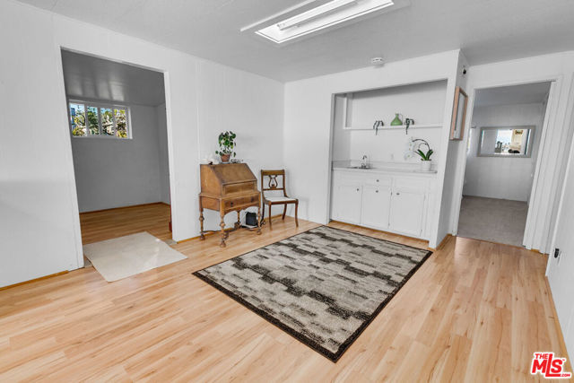 29500 Heathercliff, Malibu CA: https://media.crmls.org/mediaz/01e1dc25-d80c-4117-895c-35586a1af3e0.jpg