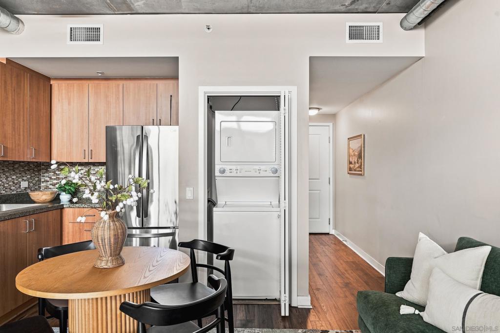 1080 Park Blvd - photo 12
