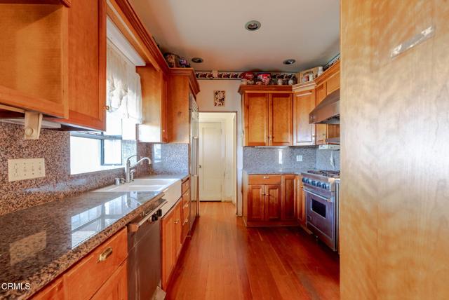 Detail Gallery Image 13 of 44 For 555 Kensington Dr, Fillmore,  CA 93015 - 4 Beds | 3 Baths