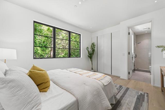 1068 Riverside Drive, Los Altos CA: https://media.crmls.org/mediaz/01e36928-c8f9-4604-9d7c-1c2118a010c6.jpg