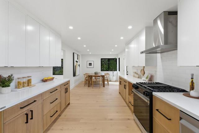 2766 Carolina Avenue, Redwood City CA: https://media.crmls.org/mediaz/01e5ba41-181d-4181-8f82-e9603ce28f16.jpg