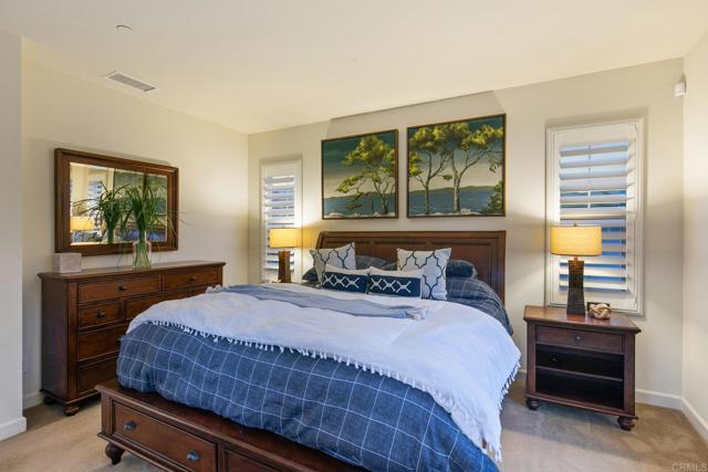 674 Calypso Pl, Encinitas CA: https://media.crmls.org/mediaz/01e5be51-22e0-4900-8513-cd73e934ab5a.jpg