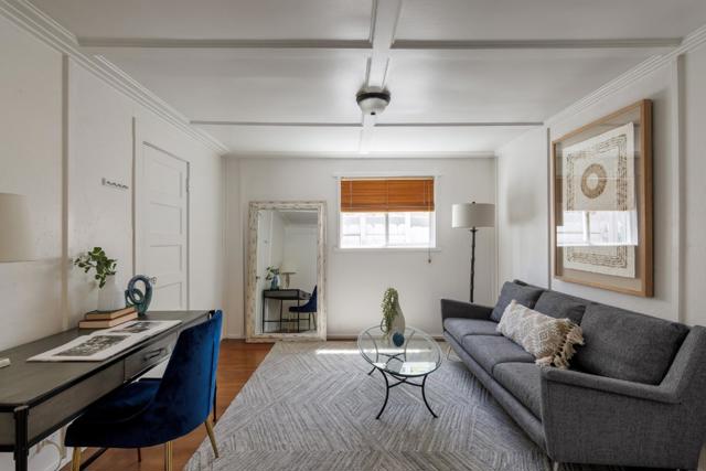 3160 Louis Road, Palo Alto CA: https://media.crmls.org/mediaz/01e65022-061d-460f-8445-3369f306b194.jpg