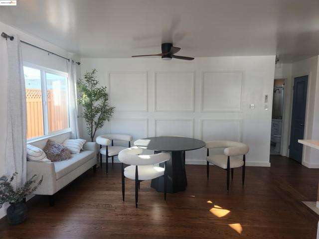 15373 Inverness St, San Leandro CA: https://media.crmls.org/mediaz/01e65278-8233-421d-ae19-df95343a806f.jpg