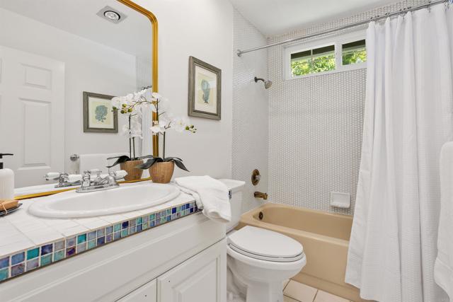 Detail Gallery Image 16 of 30 For 3664 Lorimer Ln, Encinitas,  CA 92024 - 5 Beds | 4 Baths