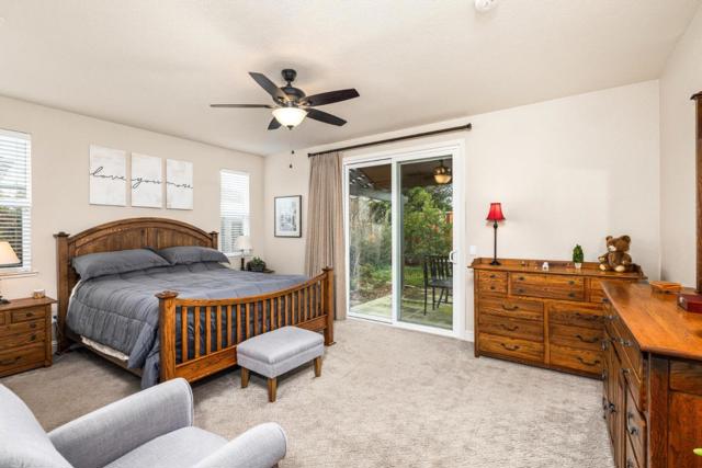 2532 Laurel Ridge Court, Oakdale CA: https://media.crmls.org/mediaz/01e83df3-0ddf-49bd-9ccc-389ac688c46b.jpg