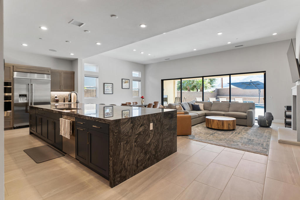 MLS #219136211DA image #2