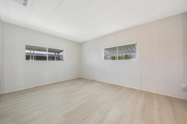 392 Standing Bear, Cathedral City CA: https://media.crmls.org/mediaz/01e8d2ff-d049-4ea4-8b67-13df0a6d7740.jpg