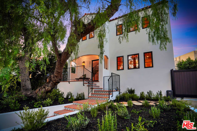 8617 Rugby Drive, West Hollywood CA: https://media.crmls.org/mediaz/01e8eb9c-894c-4961-8a23-596e18dbd28d.jpg