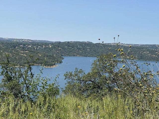 1119 Montauk Vista,  CA: https://media.crmls.org/mediaz/01ea1397-9bb3-4d03-90b7-fb8d02c429e2.jpg