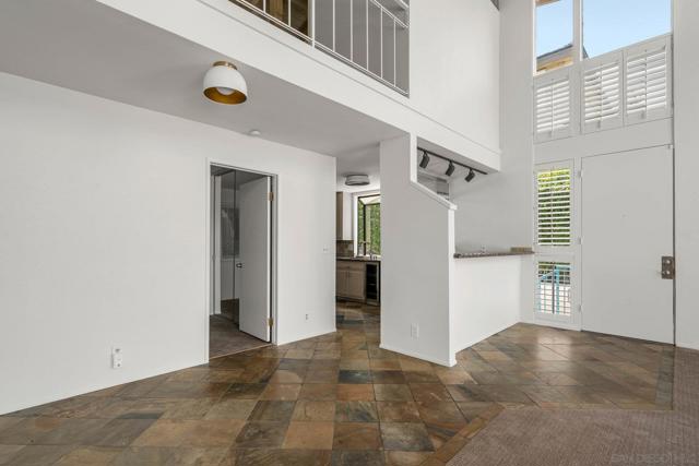 2544 Navarra Rd, Carlsbad CA: https://media.crmls.org/mediaz/01ea1bb1-f1eb-441b-affd-84656e20aac1.jpg