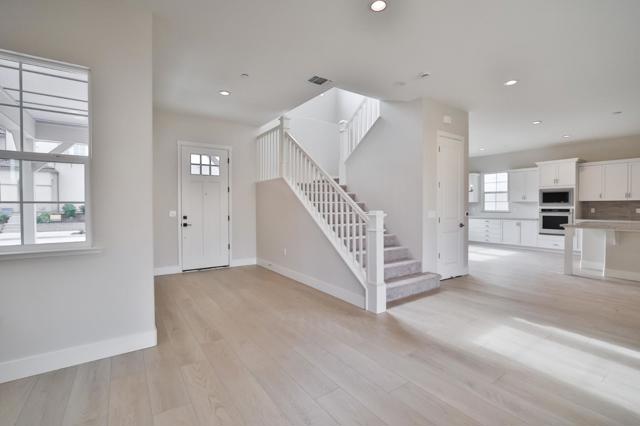 591 Santa Lucia Way, Marina CA: https://media.crmls.org/mediaz/01ea445f-9982-49f9-ad2e-42f285ec8300.jpg
