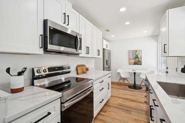 54 Buckelew Street, Sausalito CA: https://media.crmls.org/mediaz/01eab236-9174-496d-8e40-139108e3f0ba.jpg