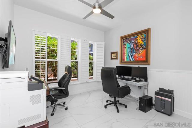 7166 Tern Place, Carlsbad CA: https://media.crmls.org/mediaz/01eb2533-54b7-4617-b6cf-7c565a51b86f.jpg