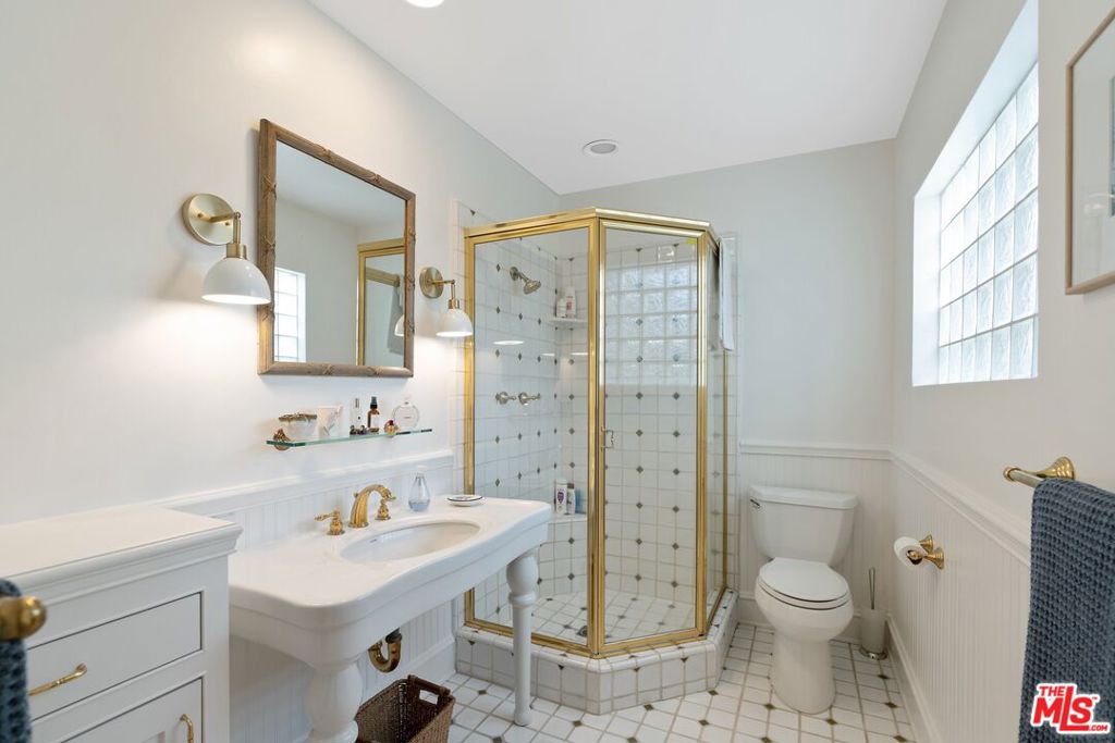 MLS #25496455 image #23