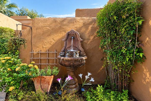 4881 S Winners Circle #B, Palm Springs, CA 92264