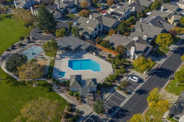 1830 Bayo Claros Circle, Morgan Hill CA: https://media.crmls.org/mediaz/01ed4be4-e956-49e0-ad52-5357bca44aee.jpg