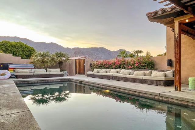 53180 Avenida Mendoza, La Quinta CA: https://media.crmls.org/mediaz/01ed7664-b623-4b8d-99c9-9880186a02bc.jpg