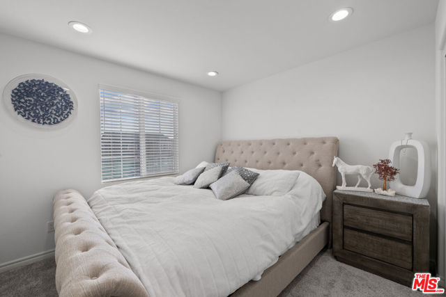 Image 9 of 31 For 6625 Ardmore Court