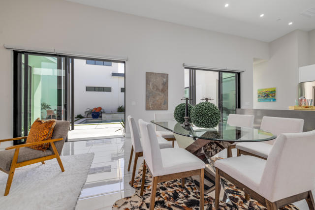 151 Holliday Way, Palm Springs CA: https://media.crmls.org/mediaz/01ef31a8-2395-4047-a8a6-92ed558bd3bd.jpg